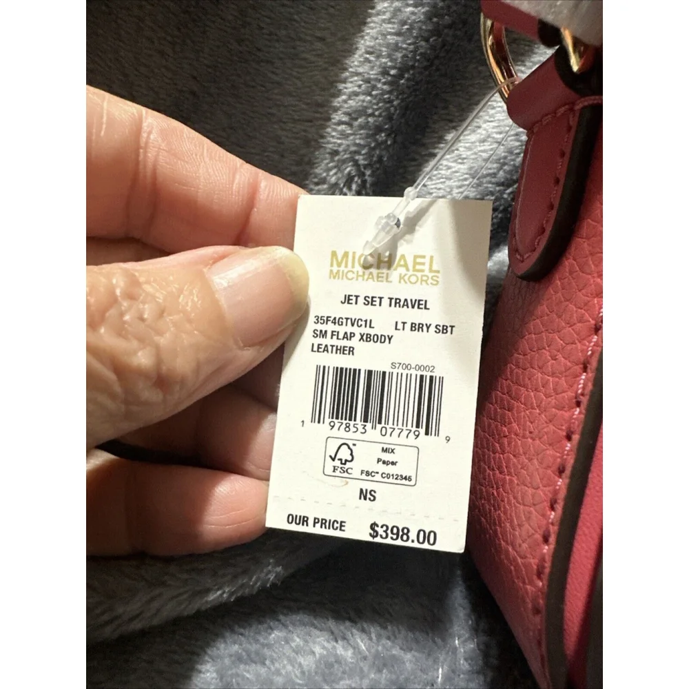 Michael Kors Jet Set Travel New NWT Pebbled Leather Berry Sorbet Crossbody $398 - Picture 6 of 12